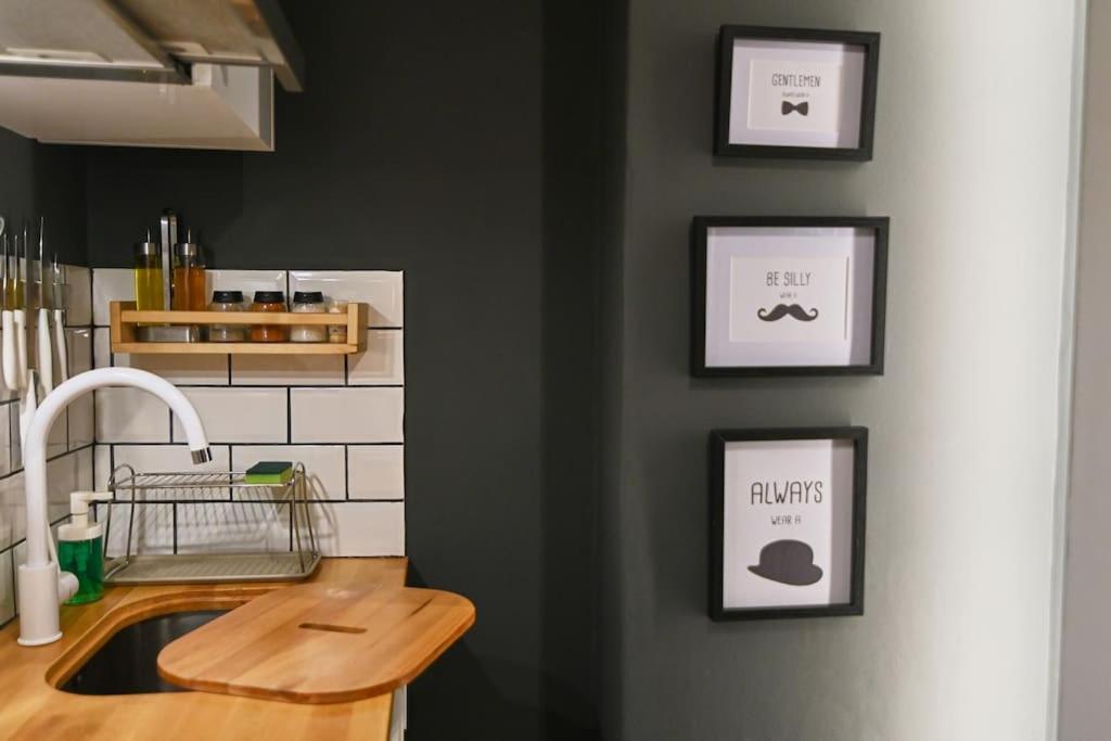 #Tyrtaiou Modern Design Studio Mytilíni Eksteriør billede